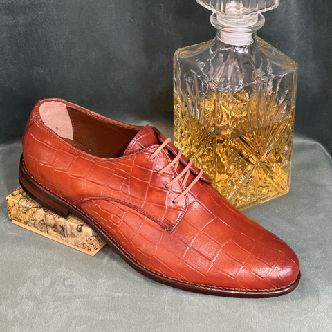 Pantofi din piele de crocodil, fabricați manual de Marian Nedelcu