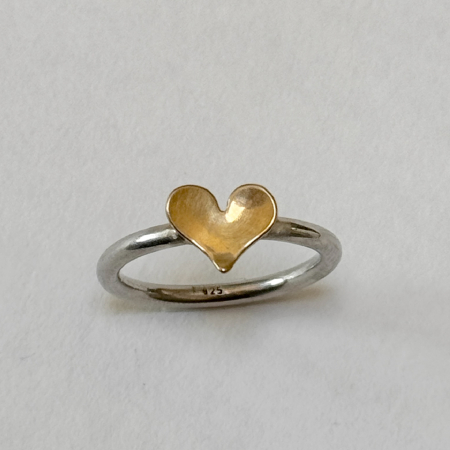 Inel Inimă din Argint și Alamă – Bijuterie Handmade Romantică [1]