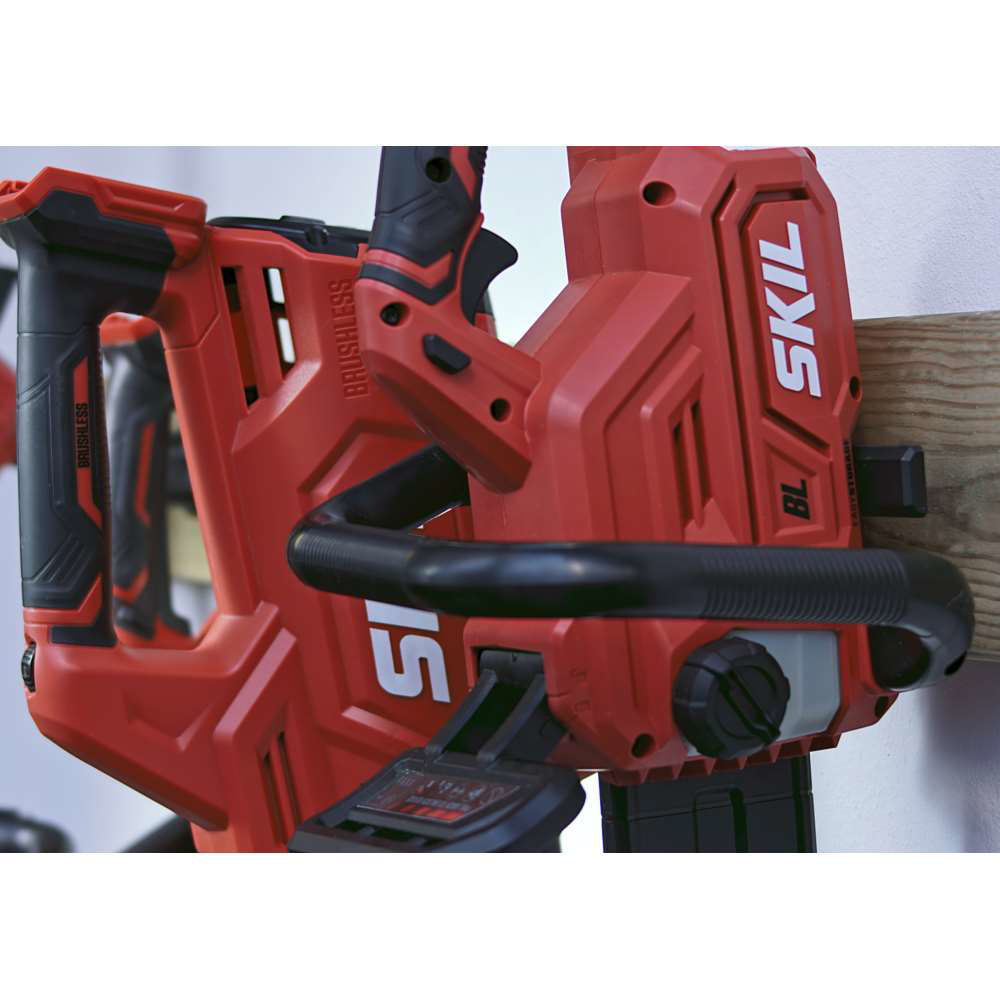 SKIL 0534 CA Fierastrau electric (drujba) Brushless, 20 V, viteza lantului 7.9 m/s, lama 30 cm, doar corpul [9]