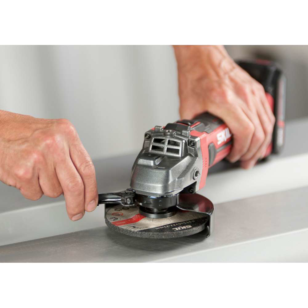 SKIL 3920 CA, Polizor unghiular cu acumulator AG1E3920CA, 8500 rpm, d. max. disc 115mm, doar corpul [5]