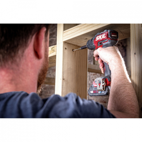 SKIL 3065 HB bormasina cu acumulator compact Brushless, turatie 0-500/0-1800 /min, cuplu 60 nm, geanta de transport, incarcator si 2xAccu 4.0Ah [5]