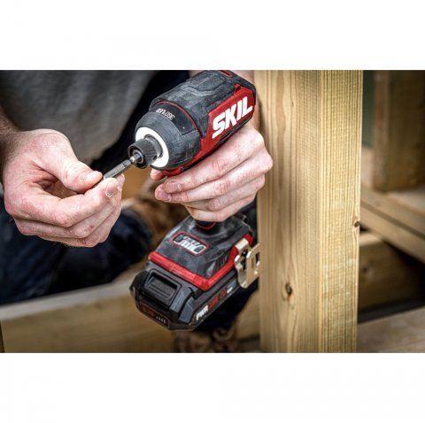 SKIL 3225 JA surubelnita cu impact cu acumulator Compact Brushless, cuplu 250 nm, set 6 biti + geanta de transport, doar corpul [5]