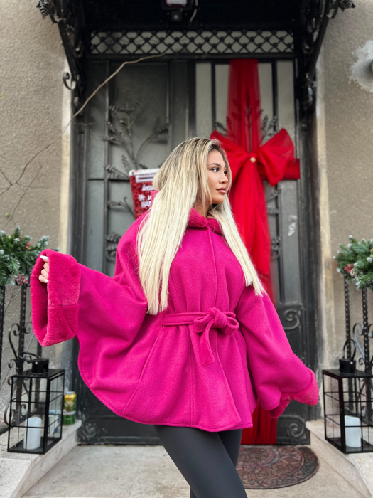 Palton tip capa cu blana roz [3]