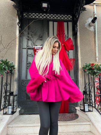 Palton tip capa cu blana roz [1]