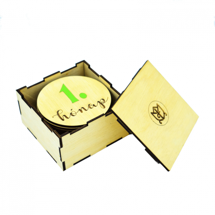 set-13-carduri-din-lemn-milestone-pentru-primul-an-al-bebelusului [2]