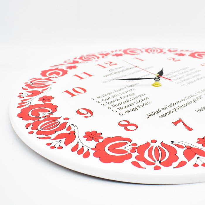 ceas-de-perete-de-lemn-personalizat-osztalytalalkozo [2]