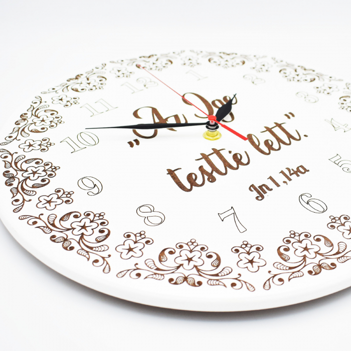 ceas-de-perete-gravat-din-lemn-az-ige-testte-lett [2]