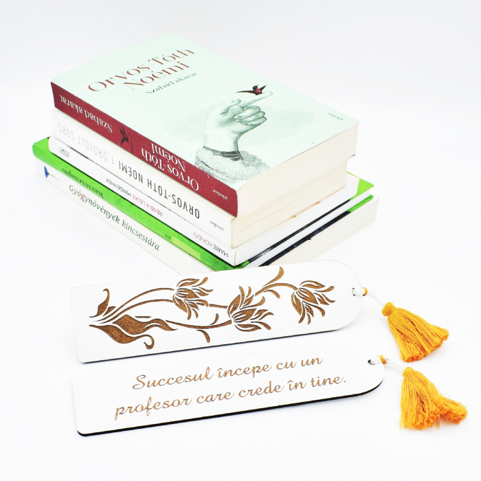 semn-de-carte-din-lemn-gravat-absolvire-2 [1]