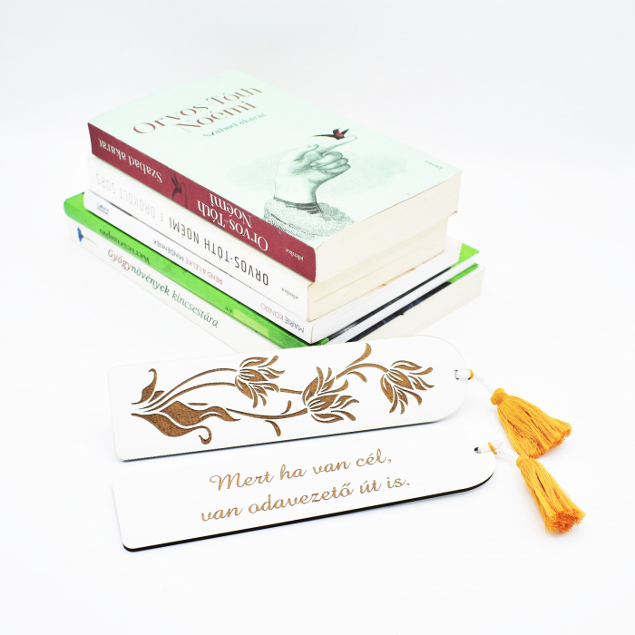 semn-de-carte-din-lemn-gravat-absolvire-3 [1]