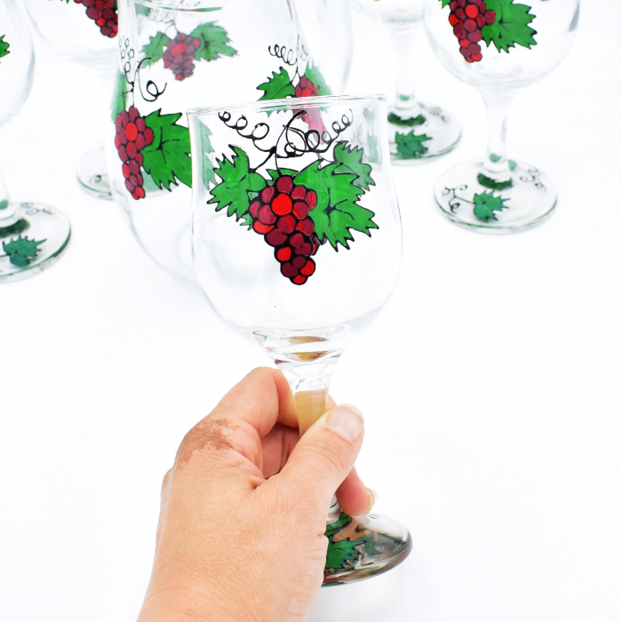 set-pahare-și-carafă-pentru-vin-pictat-manual-struguri2 [2]