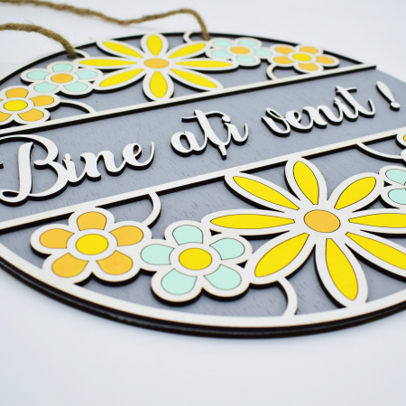 decoratiune-intrare-usa-personalizabila-cu-flori [2]