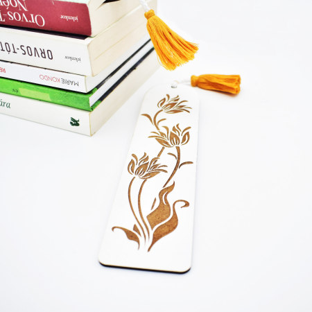 semn-de-carte-din-lemn-gravat-absolvire-3 [2]