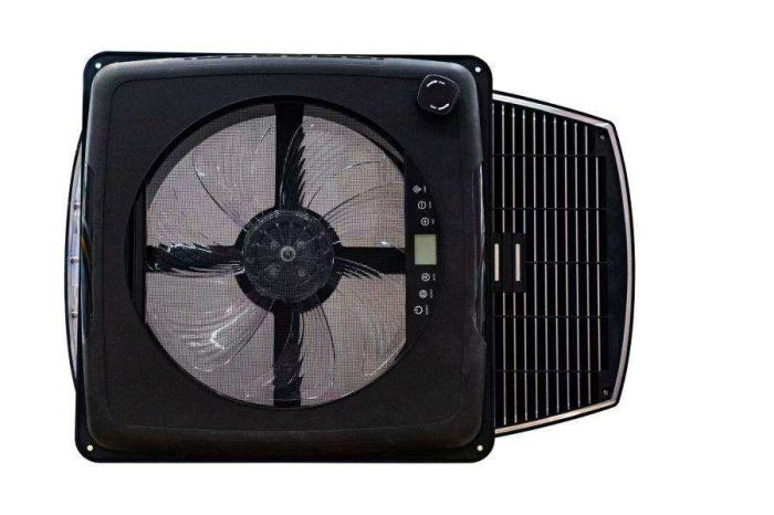 Fereastră de mansardă Super Fan cu ventilator, telecomandă, plasă antiinsecte și jaluzele opace 400×400 mm (Generația 4) [12]