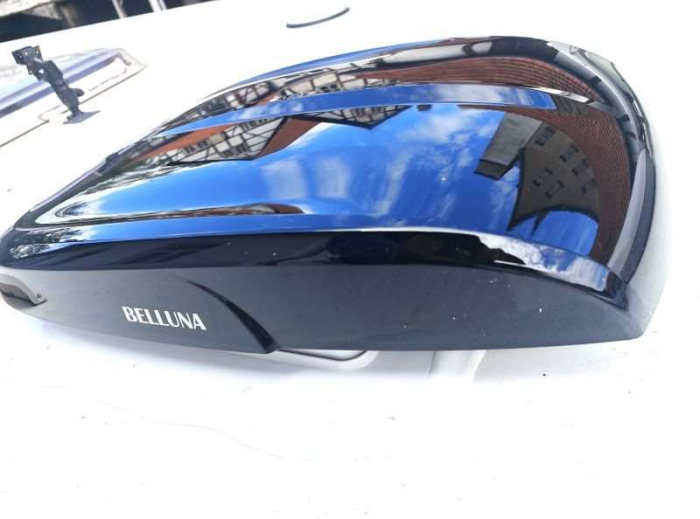 Fereastră de mansardă Super Fan cu ventilator, telecomandă, plasă antiinsecte și jaluzele opace 400×400 mm (Generația 4) [8]