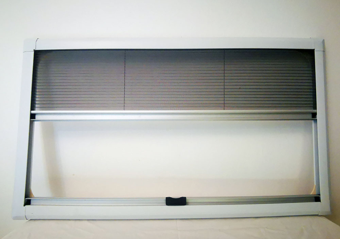 Geam termopan cu geam termopan, ușor fumuriu, pentru vehicule curbate (cu pereți dubli, montat încastrat, 3 rame) [14]