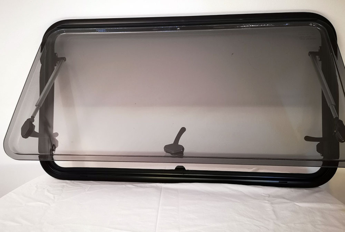 Geam termopan cu geam termopan, ușor fumuriu, pentru vehicule curbate (cu pereți dubli, montat încastrat, 3 rame) [4]