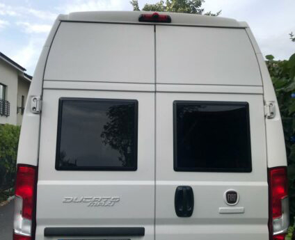 Copertină fumurie pentru vehicule curbate (cu perete dublu, montare încastrată, 3 rame) [10]