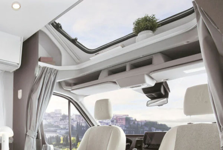 Fereastră de mansardă arcuită cu plasă antiinsecte și jaluzele opace 900x600mm [9]