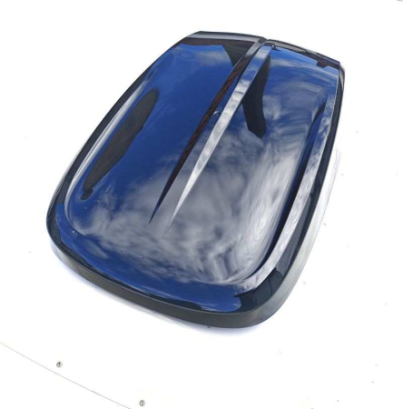 Fereastră de mansardă Super Fan cu ventilator, telecomandă, plasă antiinsecte și jaluzele opace 400×400 mm (Generația 3.0) [8]