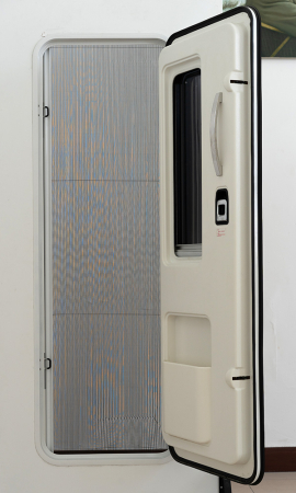 Ușă de intrare pentru rulotă, autorulotă, cutie 603×1813 mm [3]