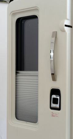 Ușă de intrare pentru rulotă, autorulotă, cutie 603×1813 mm [11]