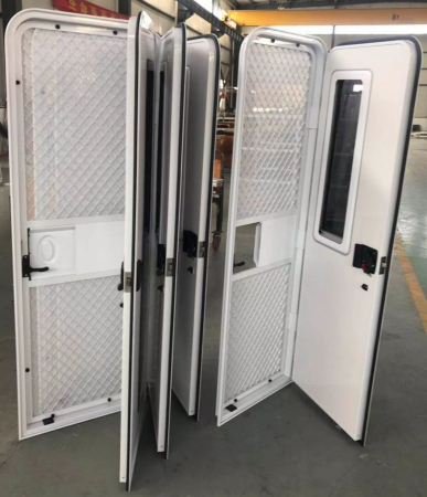 Ușă de intrare pentru rulotă/autorulotă/remorcă 580 x 1930 mm [1]