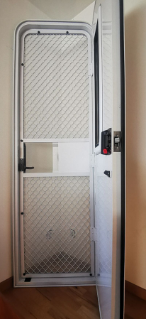 Ușă de intrare pentru rulotă/autorulotă/remorcă 580 x 1930 mm [3]