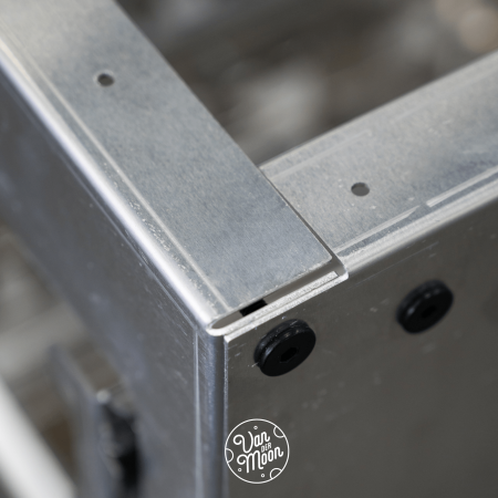 Van Der Moon - Echipamente si accesorii de top - Mobilier pentru Conversii Campervan [17]