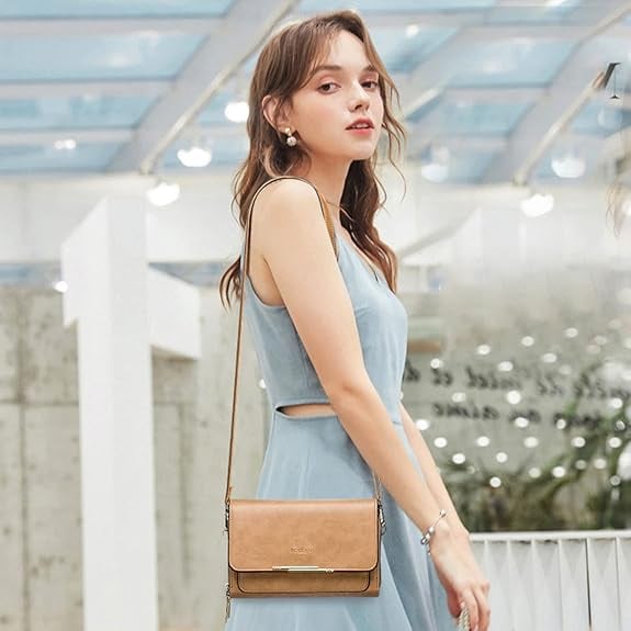 Geanta Georgina Crossbody – Elegant, Compact si Creat Special pentru Utilizare Zilnica [2]