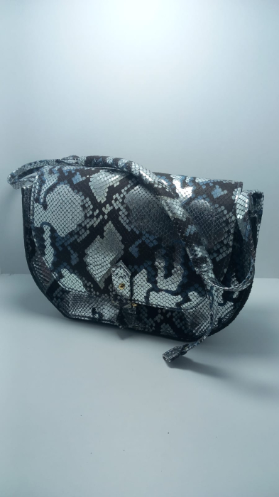 Geantă unicat snake silver-albastru handmade Atelier Edition vedere frontală – Azure Shadow Titi Valenti [9]