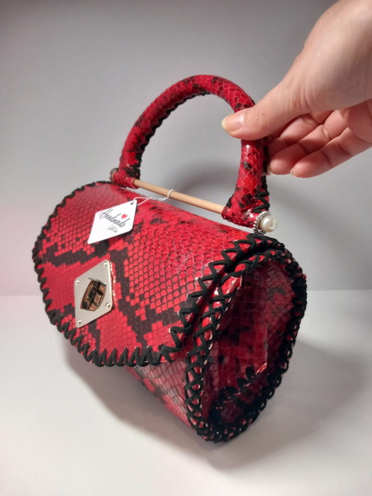 Geanta din Piele Snake Rosu cu Laterale Conice [4]