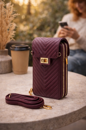 Borseta Chevron  cu design matlasat in V si detalii aurii elegante [1]