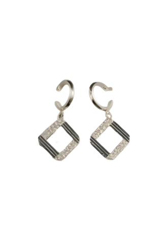 Cercei cu Aplicatii Patrate Stralucitoare