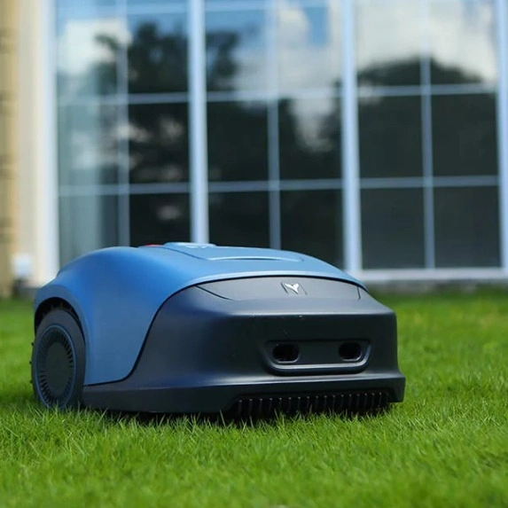Robot autonom de tuns iarbă cu aplicație și senzori de obstacole [5]