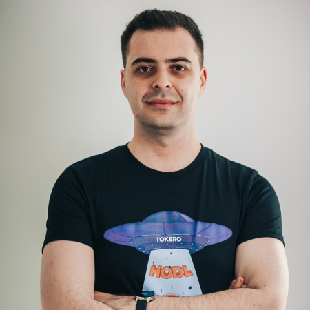 Tricou-OZN-HODL-ON-Negru-Alb-Unisex-toate-marimile [1]