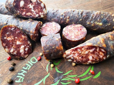 MISTREȚ - CÂRNAȚI MISTREȚ