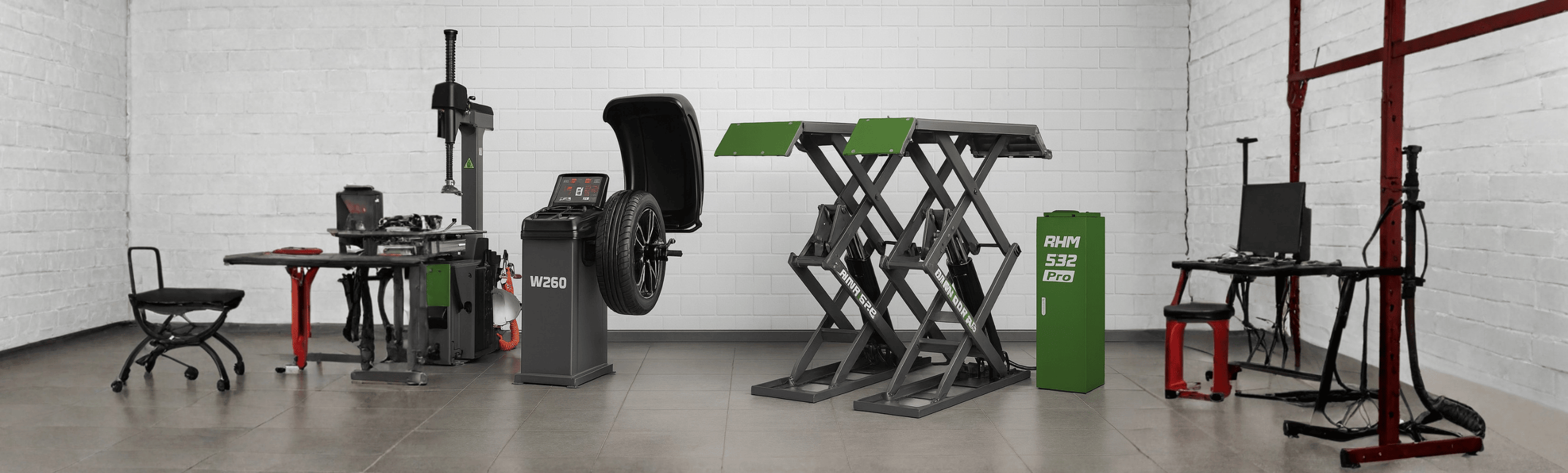 REIHMANN-Elevator auto dublu foarfeca, rampa de preluare foarte joasa, 4 cilindri, deblocare automata, sarcina maxima 3200 kg si inaltimea maxima de ridicare 1945 mm, RHM S32