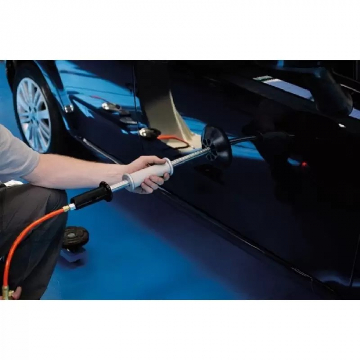 Aparat pneumatic pentru indreptat lovituri exterioare la caroserii [2]
