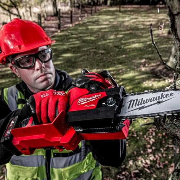 Fierastrau cu lant si acumulatori M12, Milwaukee [6]