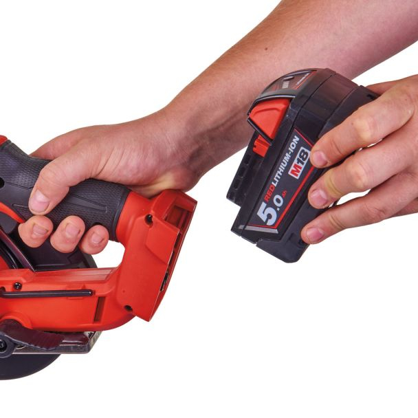 Fierăstrău pentru debitat metal M18 FUEL™ [6]