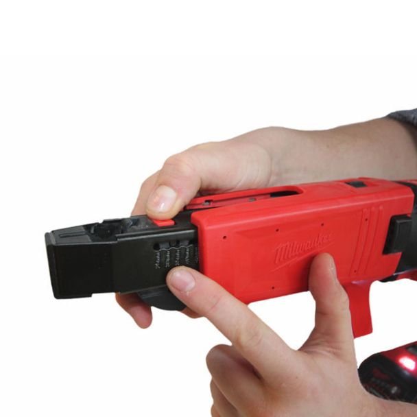 Mașină de înșurubat cu accesoriu atașat pentru banda de suruburi,1/4″ 18V [7]