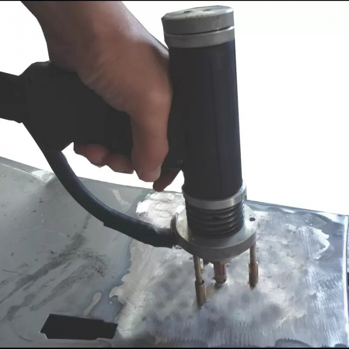 Pistol pentru aparatul de tras tabla de aluminiu [2]