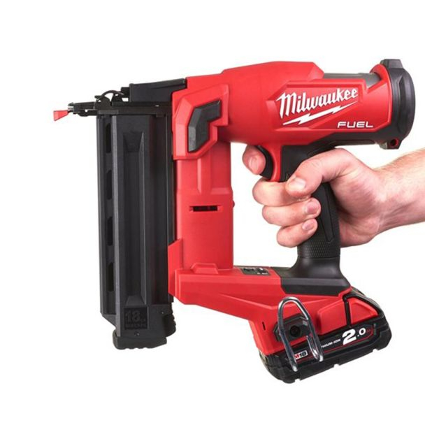 Pistol pentru cuie Milwaukee M18 [2]
