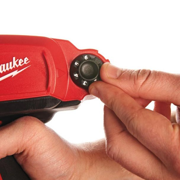 Pistol pentru etansare Milwaukee M12 - 2.0 Ah, 1780 N, 310 ml [3]