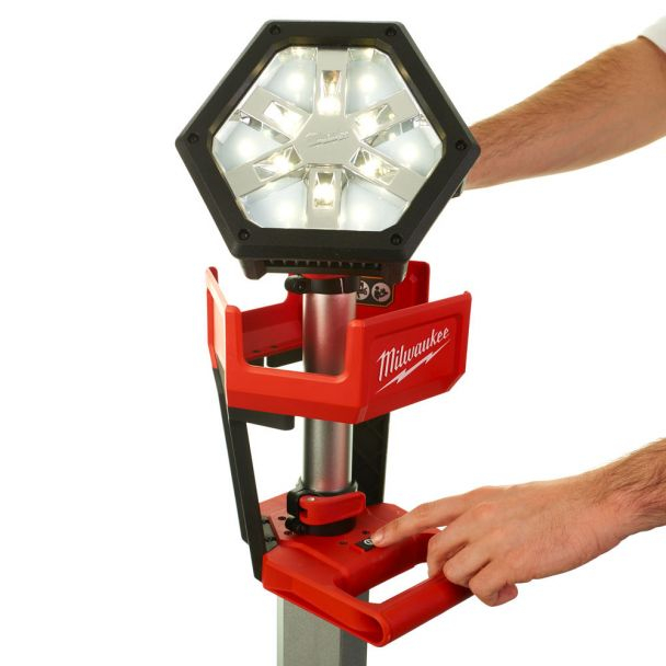 Turn de iluminat cu 12 LED, M18, 2000 lumeni [9]