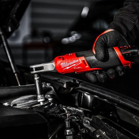 Scură profesională FUEL cu cuplu de 47 Nm [6]