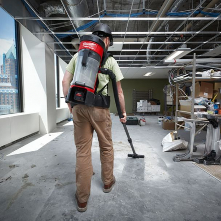 Aspirator rucsac cu acumulator pentru curățenie în ateliere auto [8]