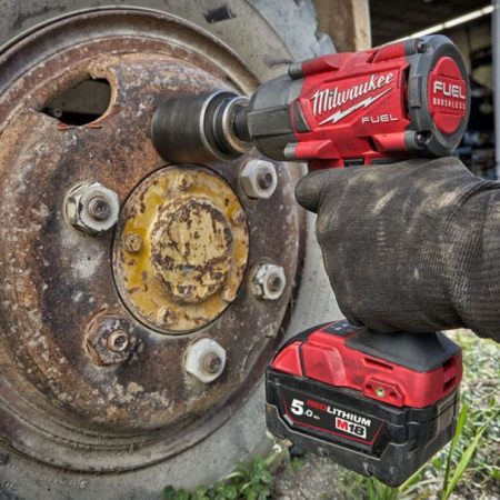 Masina de insurubat Milwaukee cu impact și Bluetooth, 2576 Nm [3]