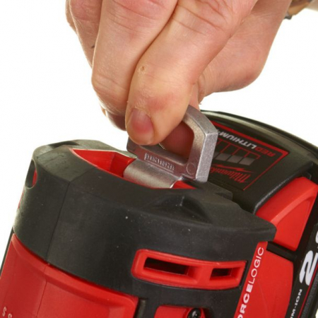 Cutit hidraulic Milwaukee cu Bluetooth pentru service auto [2]