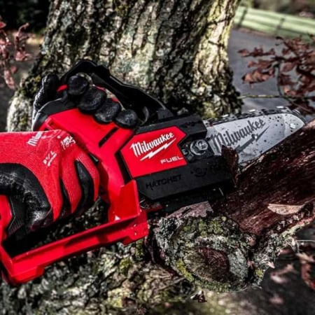 Fierastraul cu lant M12 FUEL Hatchet pentru tăieri precise [6]